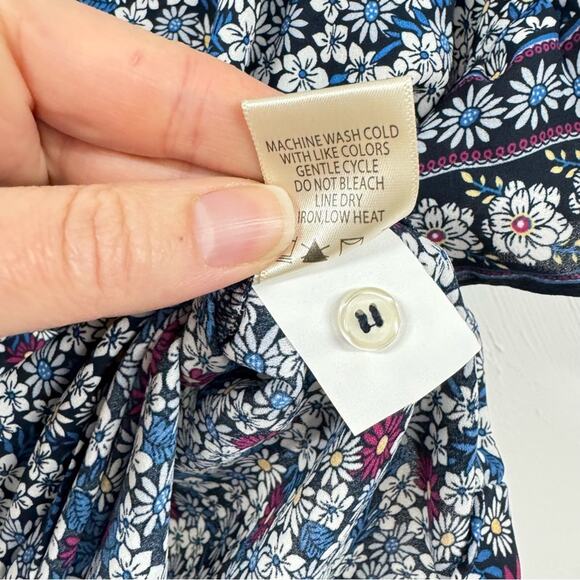 Max Studio Ditsy Floral Blue & Pink Flared Sleeve Tie Front Blouse S - Picture 8 of 9